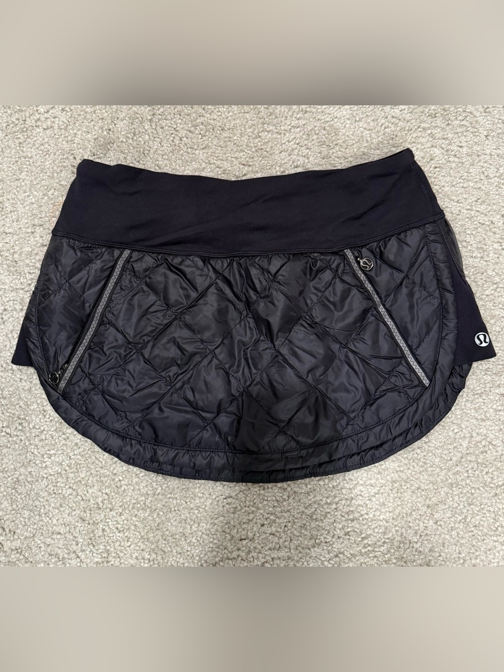 Lululemon Quilted Black Athletic Skirt size 6